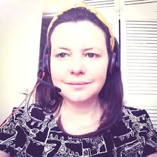 Ruth Hamill (@indeedles)