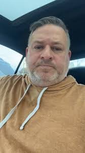 Tabatha Barr's Instagram, Twitter & Facebook