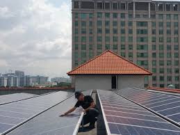 Bugis Junction Installs 1 000sqm Of Solar Panels Today