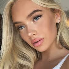 Публикация от emma (@emmaellingsenn) 5 июн 2018 в 12:12 pdt. Ellingsen Norway