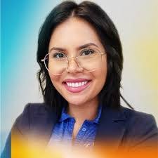 Deborah Tapley's Instagram, Twitter & Facebook