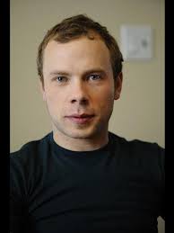 Does Jason run or walk in Friday the 13th?