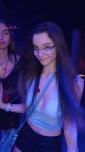 Vicki Li & Dannie Riel | rBreastEnvy on Gifsauce