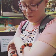 My sweet baby, Fluffy she's my first snake I can't describe how much I love  her ☺️