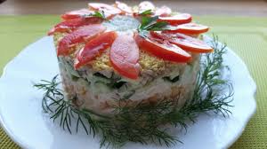 рецепт салата из крабовых палочек с кукурузой и огурцом Salat Iz Krabovyh Palochek S Kukuruzoj Ogurcom I Risom Na Prazdnichnyj Stol Food Desserts Pudding