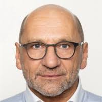 600+ Profile mit dem Suchbegriff „Luckner“