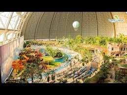 Discover Tropical Islands From A Totally Unique Perspective Drift Above The Tropical Landscape In Either A Tethered Balloon Or A Free F In 2020 Tropisch Tropen Urlaub