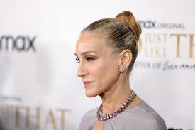 How to wear grey hair without looking older