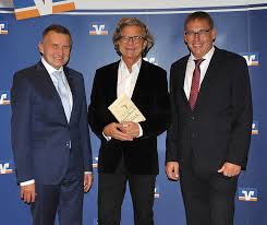 Mehr infos mehr infos (0) raiffeisenbank parkstetten eg lindenstr. Genogramm Genossenschaften Bayern Leben Vr Banken Profil Magazin