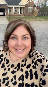 Can someone please change the background to brown