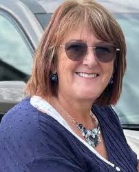 You better be celebrating the most superior actor today! Happy birthday  Robin!!! 🌹🌹🌹🌹