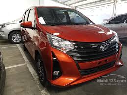 Calya toyota murah 2 847 mobil dijual di indonesia pilihan warna mobil calya pilihan warna mobil calya memiliki beberapa karakter dengan 6 buah color option yakni karakter ceria dan fun yang terdiri dari warna merah dan orange metalic karakter soft dan elegan yang diwakili dua warna populer. Jual Mobil Toyota Calya 2019 G 1 2 Di Jawa Barat Manual Mpv Orange Rp 146 800 000 6189404 Mobil123 Com