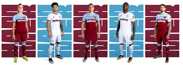 Das bandlogo von iron maiden wird auf einem ab dienstag. West Ham United 2019 20 Umbro Home And Away Kits Football Fashion