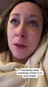 Danielle Vick's Instagram, Twitter & Facebook