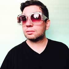 FUNERAL ANNOUNCEMENT: Tuesday at 4pm, Riverside Memorial Chapel, 180 west  76th