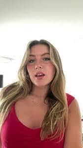 Vick Brown's Instagram, Twitter & Facebook