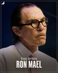 Happy 80th birthday to the genius Ron Mael, keyboardist and songwriter of  the rock duo Sparks! ❤️🎂
