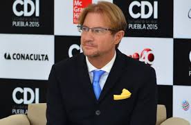 Andrés roemer holds a master's degree in public administration from harvard university, massachusetts, as well as a ph.d. Roemer Una Boda Barroca El Financiero