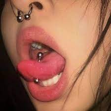 Pin By Dama Chirinos On Grunge Aesthetic Group Board Face Piercings Facial Piercings Mouth Piercings