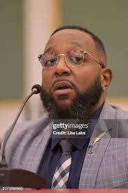 47 Malcolm Yates Photos & High Res Pictures