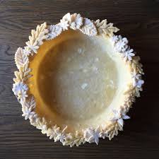 Judy Kim On Instagram Sweet Little Flower Crown Pie Crust Looking At The Pie Archives For Some Pieda Vodka Pie Crust Pie Crust Designs Beautiful Pie Crusts