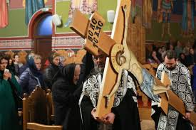 Arhiepiscopul Ciprian A Oficiat Denia Celor 12 Evanghelii La BuzÄƒu Arhiepiscopia Buzaului Si Vrancei