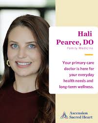 Congratulations to Dr. Michelle Brandhorst, Ascension Medical Group Sacred  Heart primary care at Davis Highway, for receiving the Shining Star Award!  AMG Sacred Heart presents Shining Star Awards throughout the year to
