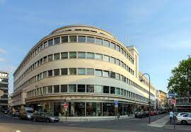His building also has two normal elevators but these are. Disch Haus Wikipedia