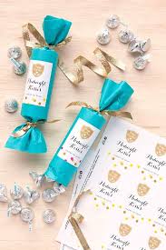 New Year S Eve Party Favors Midnight Kisses Kids New Years Eve New Years Eve Decorations New Year S Eve Crafts