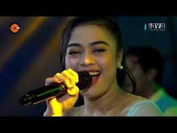 Pt arga swara kencana musikterimakasih sudah berkunjung ke chanel saya, jangan lupa subscribe dan t. Setangkai Bunga Padi Ria Harmonis Ws Pro Live Kuningan Youtube Lagu Terbaik Lagu