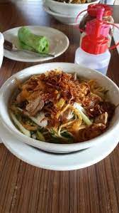 Mie Cakalang Manadotreat Mie