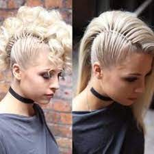 2 Faux Mohawk Hair Tutorial Now On Youtube Hairtutorial Mohawk Styles De Coiffures Jolie Coiffure Coupe De Cheveux