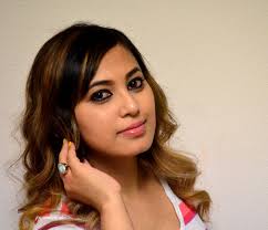 GOLDEN HONEY BALAYAGE