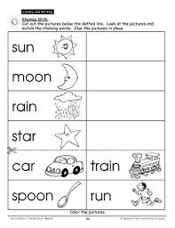 Rhymes With Kindergarten Lessons Rhyming Words Rhymes