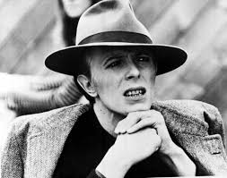 Последние твиты от david bowie official (@davidbowiereal). David Bowie Bilder Seines Lebens Stern De