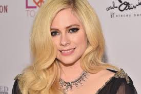 5 awesome times artists sampled other artists' lyrics. Avril Lavigne Responds To Conspiracy Theory That She Died Years Ago And Was Replaced By Lookalike The Independent The Independent