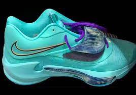 From an unknown prospect to one of the best players in the league—giannis' relentless work ethic and unmatched passion make him a transformative athlete. Nike Zoom Freak 3 Giannis Antetokounmpo Shoes Sneakernews Com