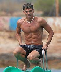 Joey donald essex was born on the 29th of july, 1990, in london. Joey Essex On Twitter I M Going To Make 2020 My B Tch