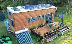 This Tiny House Is Off Grid Perfection Off Grid Tiny House Tiny House Rustic Off The Grid