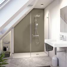 Für welche duschrückwand sie sich auch entscheiden, eine dusche ohne fliesen macht das duschen zu einem ganz besonderen erlebnis. Duschruckwand In Verschiedenen Farben Duschwelten