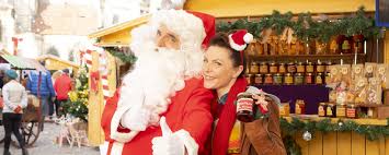 Scenes De Menages Emma Et Fabien Nous Disent Tout Sur Le Prime De Noel Interview News Series Allocine