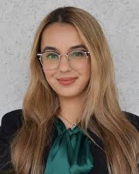 Amreen Saini's Instagram, Twitter & Facebook