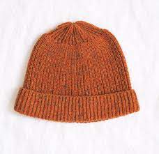 We carry the tweed flat cap, baseball caps and wool knit caps all in a selection of colors. Bebhinn Irish Merino Wool Hat