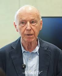 AK현장] 시간과 공간 속 실현되는 빛의 예술 ... 안소니 맥콜 'Anthony McCall: Works 1972-2020' <  국내전시 < EXHIBITION < 기사본문