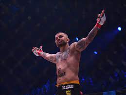 Do klatki wraca również łukasz juras jurkowski, którzy stoczy walkę ze stjepanem bekavacem. To Juz Pewne Lukasz Juras Jurkowski Kolejnym Przeciwnikiem Mariusza Pudzianowskiego Na Gali Ksw 61 Super Express