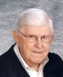 Robert Bielinski's Instagram, Twitter & Facebook