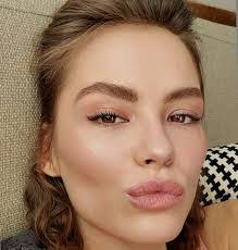 Elizabeth Ehrlich's Instagram, Twitter & Facebook