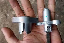 Cara terbaik, jgn beli terus bila dilancarkan, tunggu dulu dlm 1 tahun, lps 1 tahun baru kita tahu masalah sebenar kereta ni dr. Honda Sonic 150r Bunyi Klotok Di Mesin Ini Cara Menghilangkannya Gridoto Com