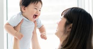 What to do when babies sit up from lying down? Motor Development The First Six Months