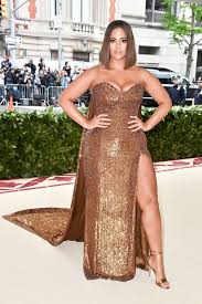 Every Met Gala Red Carpet Look Worth Seeing Curvy Outfits Met Gala Looks Met Gala